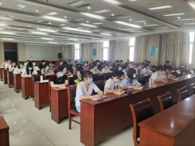 濟(jì)南市人社系統(tǒng)動(dòng)態(tài)聚焦 市中區(qū)嚴(yán)查民辦培訓(xùn)機(jī)構(gòu)復(fù)學(xué)復(fù)課，平陰縣舉辦窗口人員職業(yè)素養(yǎng)提升培訓(xùn)
